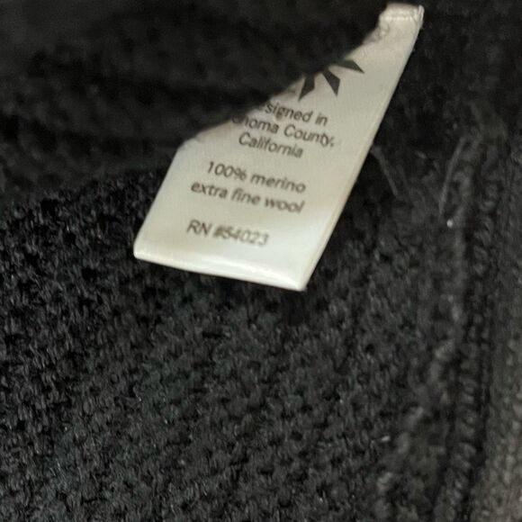 Athleta Merino Loose sweater 100% Merino extra fine Wool Oversized Medium black - Picture 3 of 4